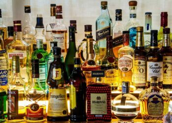 Top 10 Strongest Alcoholic Drinks In The World 2022