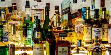 Top 10 Strongest Alcoholic Drinks In The World 2022