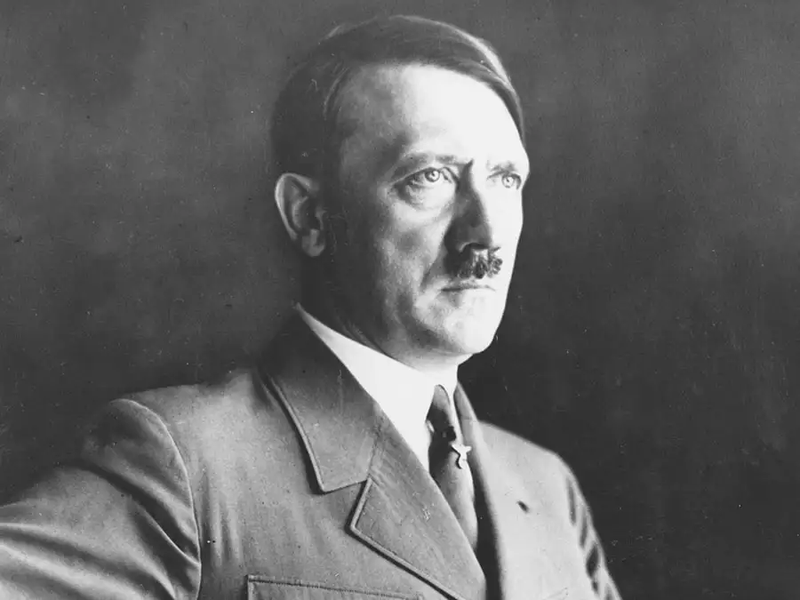 Adolf Hitler, top 10 most famous people of all time (top10archives.com)