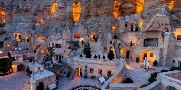 Top 10 Most Beautiful Places in the World 2022