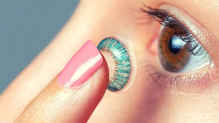 Contact lenses
(top10archives.com)