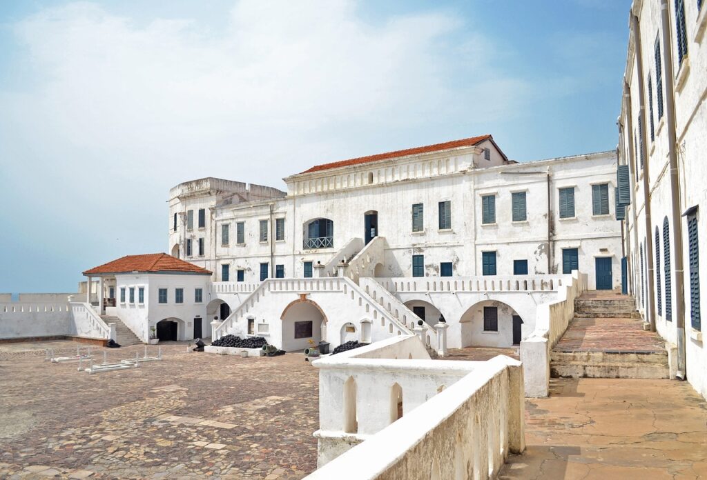 Cape Coast Castle, Top 10 Things That Make Ghana Famous (Top10archives.com)