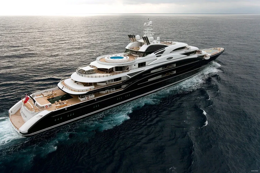 Serene Expensive Luxury Yachts