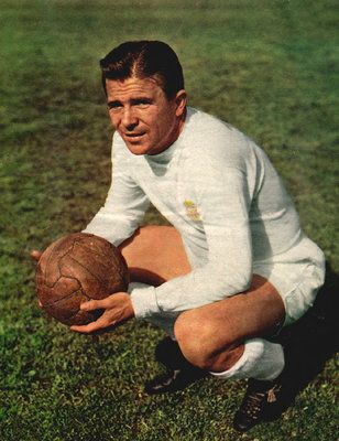 Ferenc Puskas, Top 10 Highest Goal scorers Of All Time (Top10archives.com)