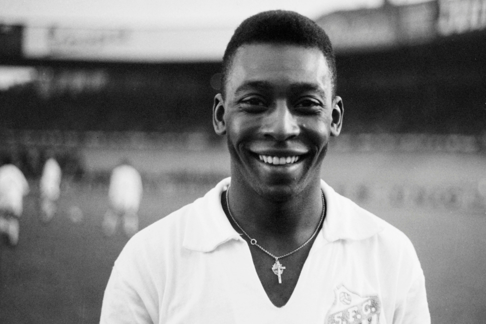 Pele, Top 10 Highest Goal scorers Of All Time (Top10archives.com)