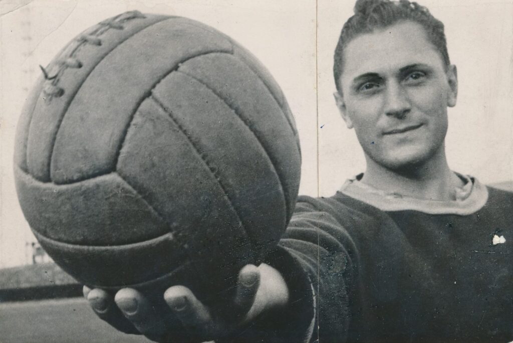 Joseph Bican, Top 10 Highest Goal scorers Of All Time (Top10archives.com)