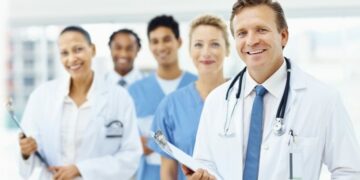 Top 10 Doctors In The World 2022