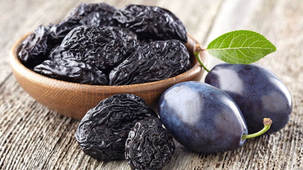 Prunes lose weight (top10archives.com)