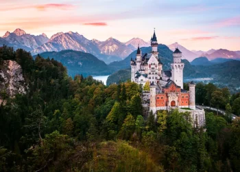 Top 10 Most Beautiful Castles in the World 2022