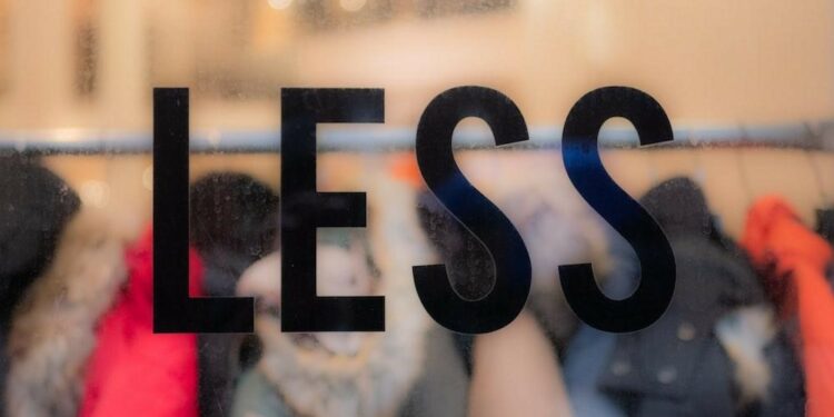 Sustainable Fashion for Women: Tips for Ethical and Eco-Friendly Shopping